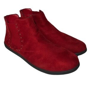 Rouge Helium faux suede ankle boot 10